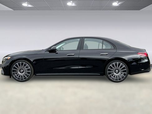 Used 2026 Mercedes-Benz E 350 Sedan image 2