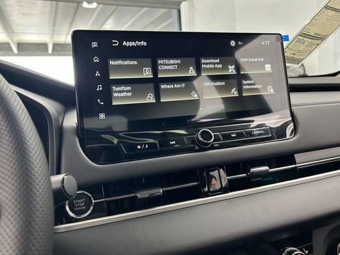 New 2026 Mitsubishi Outlander SE image 24