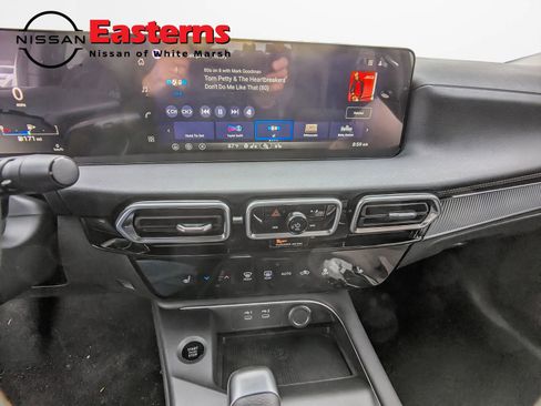 New 2026 Nissan Sentra SV w/ SV Convenience Package FWD image 12