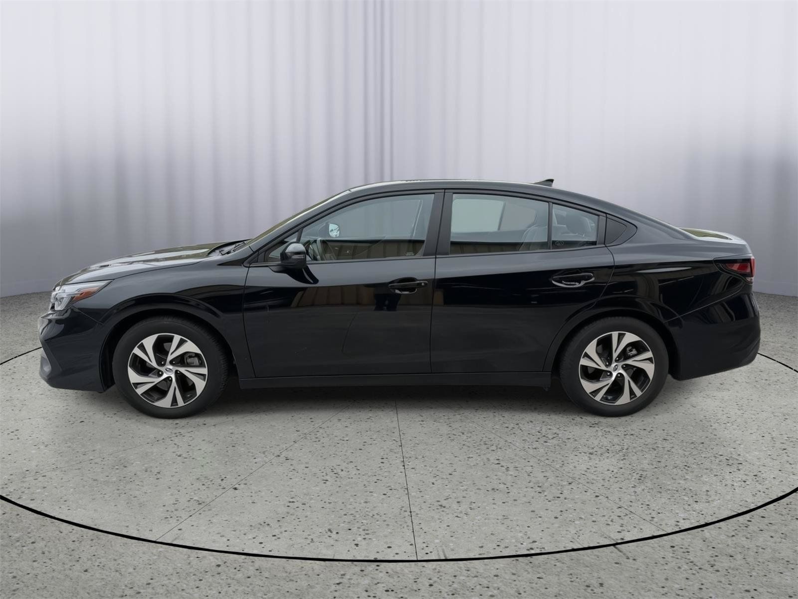 Used 2025 Subaru Legacy Premium w/ Popular Package #1A AWD/4WD image 2