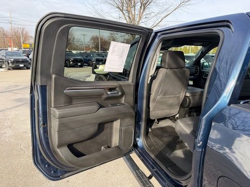 Used 2022 Chevrolet Silverado 1500 RST w/ Z71 Off-Road Package image 17