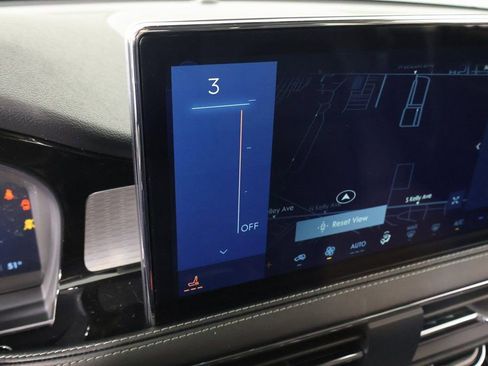 New 2026 Lincoln Corsair Premiere image 8