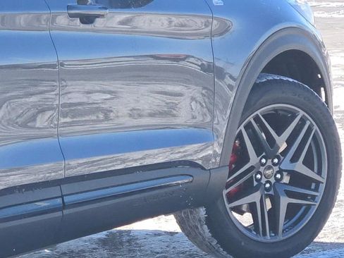 New 2026 Ford Explorer ST-Line image 12