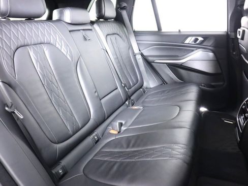 Used 2020 BMW X5 M50i image 45