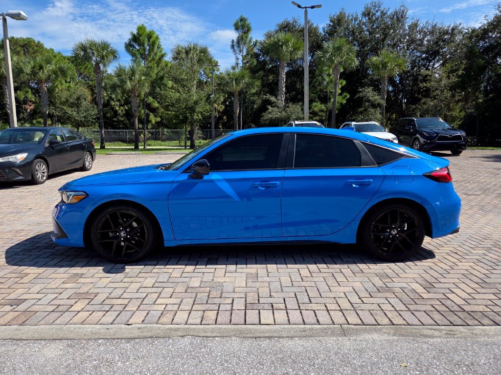Used 2022 Honda Civic Sport image 8
