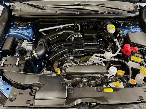 Used 2024 Subaru Crosstrek 2.0i Premium image 35