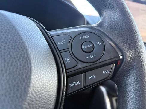 Certified 2024 Toyota RAV4 XLE FWD image 26