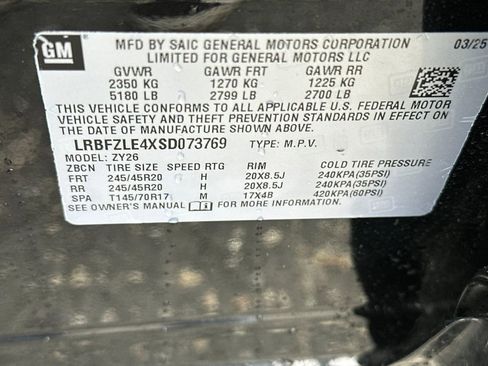 Used 2025 Buick Envision Sport Touring AWD/4WD image 29