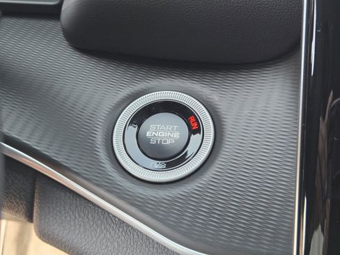 New 2026 Jeep Grand Cherokee L 2WD image 12