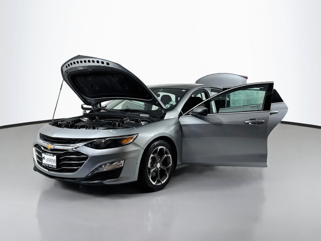 Used 2024 Chevrolet Malibu LT FWD image 17