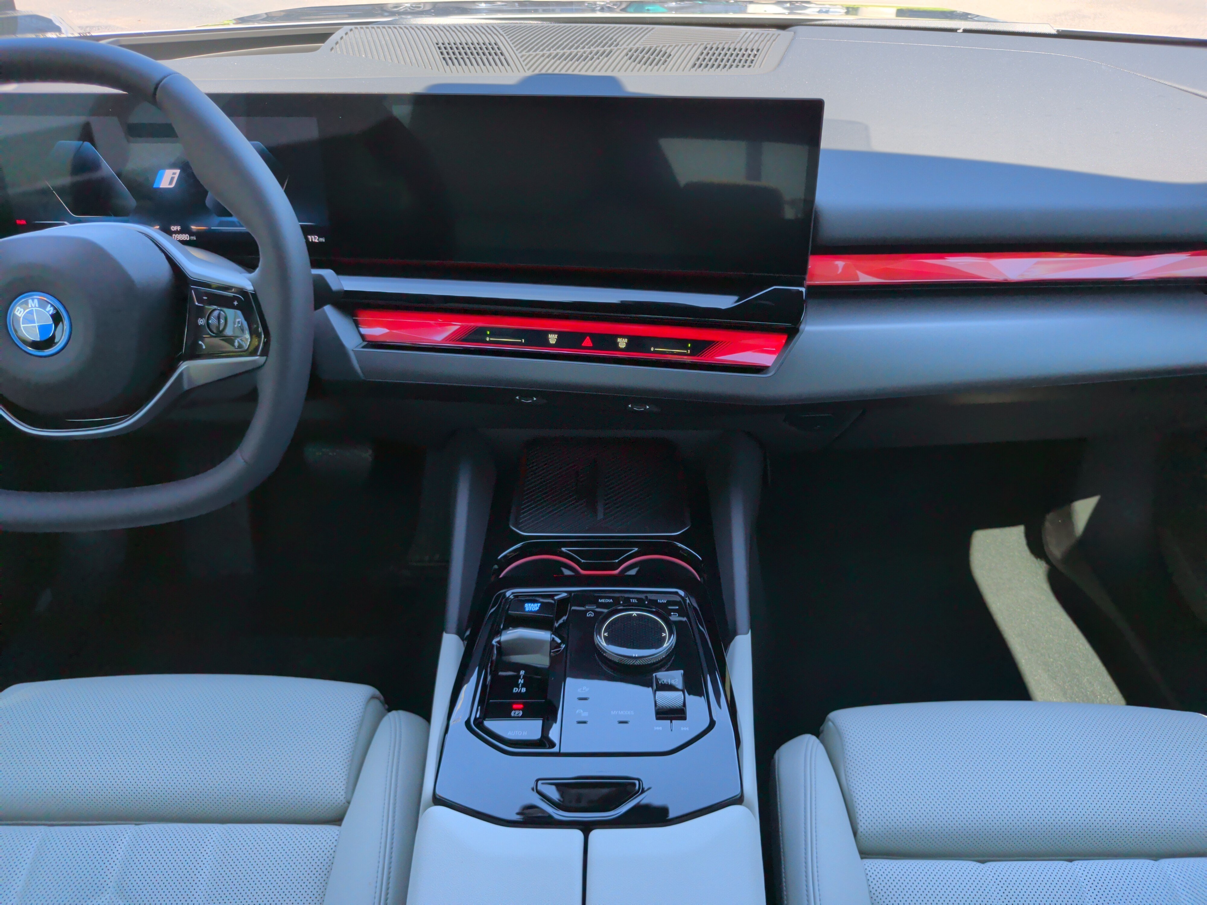 Certified 2024 BMW i5 eDrive40i w/ Premium Package RWD image 35