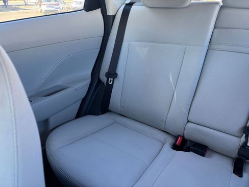 Used 2025 Hyundai Kona SEL image 35