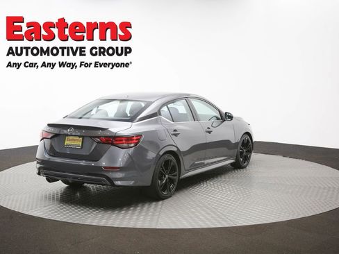 Used 2021 Nissan Sentra SR image 40