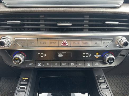 Certified 2020 Kia Telluride EX image 13