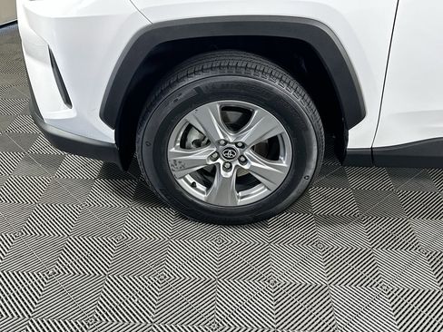Used 2024 Toyota RAV4 XLE w/ Convenience Package AWD/4WD image 11