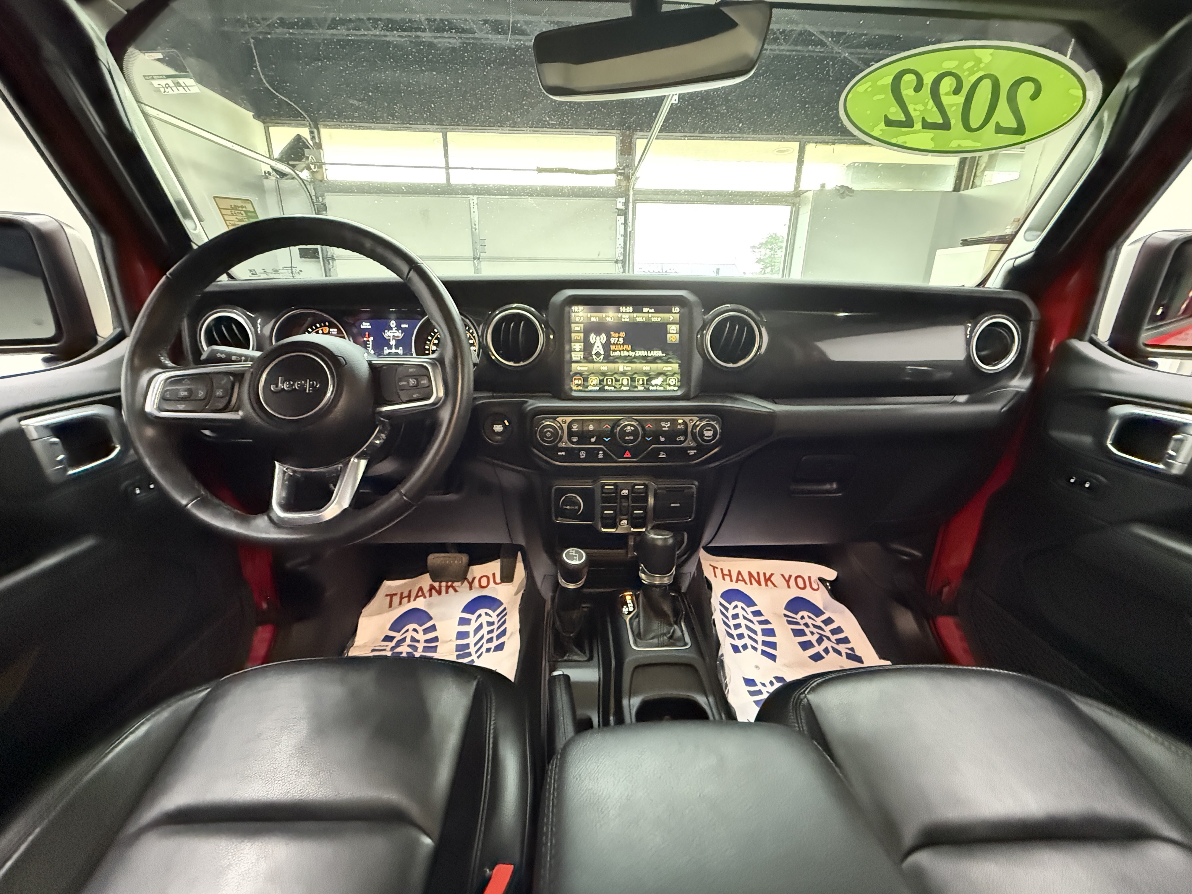 Used 2022 Jeep Wrangler Unlimited Sahara AWD/4WD image 11
