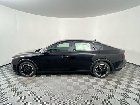 Certified 2025 Kia K4 EX FWD image 8