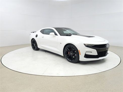 Used 2019 Chevrolet Camaro SS image 1