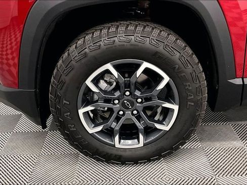 Used 2026 Chevrolet Equinox ACTIV w/ Convenience Package III FWD image 10