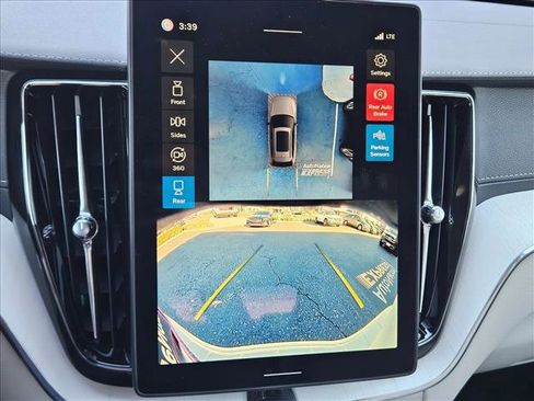 New 2026 Volvo XC60 B5 Ultra w/ Climate Package image 12