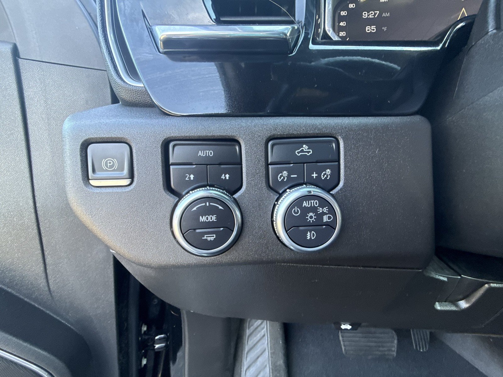 Used 2023 GMC Sierra 1500 Elevation AWD/4WD image 24