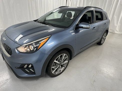 Used 2022 Kia Niro Touring Special Edition image 7