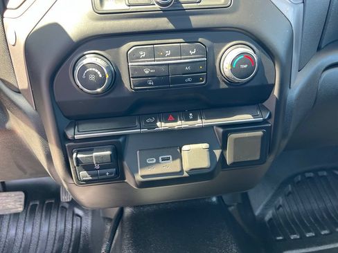 Used 2022 Chevrolet Silverado 2500 W/T w/ WT Fleet Convenience Package AWD/4WD image 34