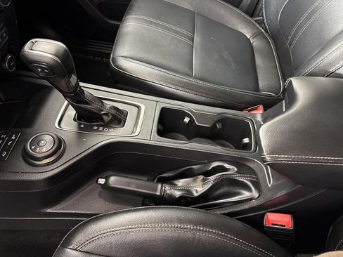 Used 2019 Ford Ranger Lariat w/ Equipment Group 501A Mid image 41