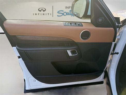 Used 2019 Land Rover Discovery HSE Luxury image 21