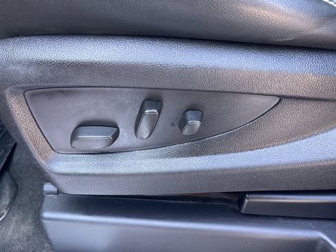 Used 2016 Chevrolet Suburban LTZ image 22