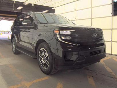 Used 2025 Ford Expedition Active