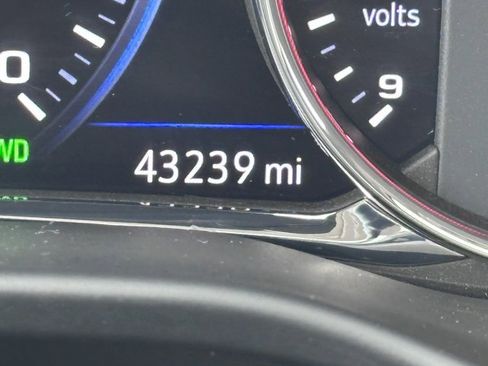 Certified 2023 GMC Acadia Denali w/ Denali Ultimate Package image 24