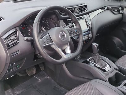Used 2022 Nissan Rogue Sport SV w/ Technology Package