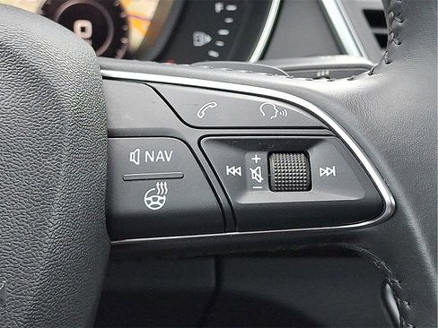 Used 2019 Audi Q5 2.0T Premium Plus w/ Premium Plus Package image 24