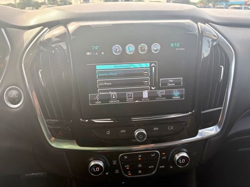 Used 2018 Chevrolet Traverse LT AWD/4WD image 19