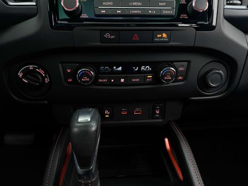 Used 2023 Nissan Frontier PRO-4X w/ Pro-4X Premium Package AWD/4WD image 26