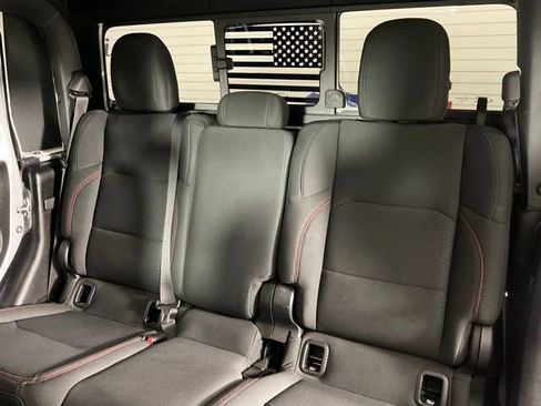 Used 2022 Jeep Gladiator Rubicon w/ Trailer Tow Package image 15