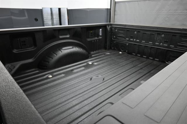 Used 2024 Ford F250 Lariat w/ Lariat Ultimate Package AWD/4WD image 17