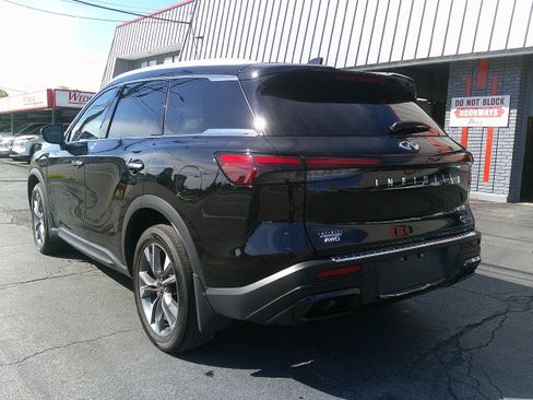 Used 2023 INFINITI QX60 Luxe w/ Cargo Package AWD/4WD image 3