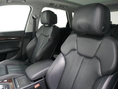 Used 2019 Audi Q5 2.0T Premium Plus w/ Premium Plus Package image 10