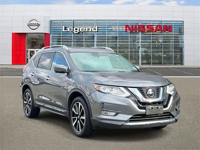 Used 2019 Nissan Rogue SL w/ Premium Package