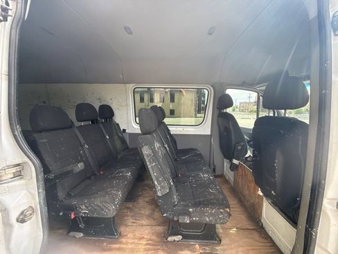 Used 2018 Mercedes-Benz Sprinter 2500 image 23