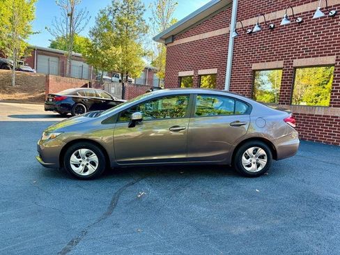 Used 2013 Honda Civic LX image 4