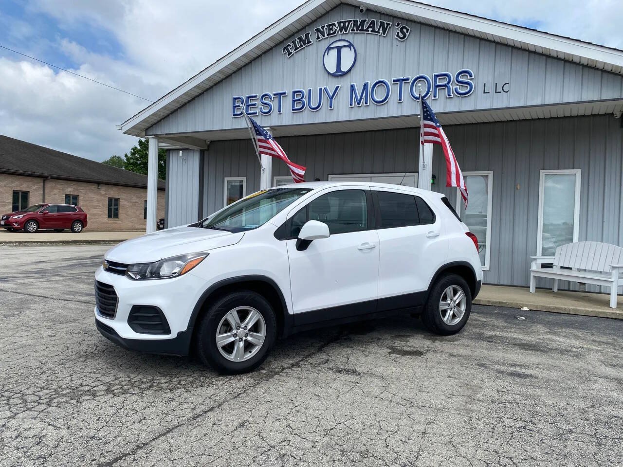 Used 2020 Chevrolet Trax LS w/ Tint and Cruise Package AWD/4WD image 24