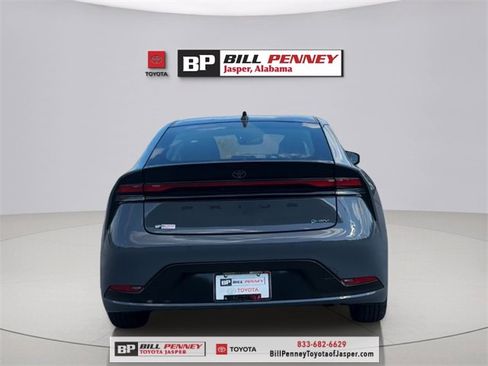 New 2026 Toyota Prius XLE image 4