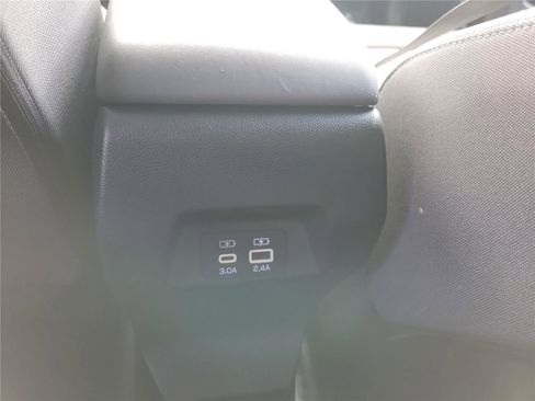Used 2025 Subaru Crosstrek 2.0i Premium AWD/4WD image 12