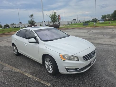 Used 2015 Volvo S60 T5 Premier w/ Convenience Package AWD/4WD image 3