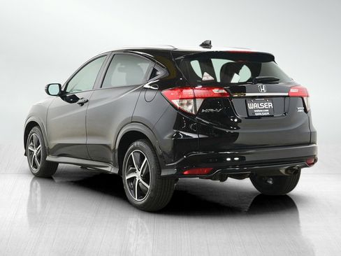 Used 2021 Honda HR-V Touring image 3