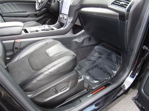 Used 2023 Ford Edge ST AWD/4WD image 10