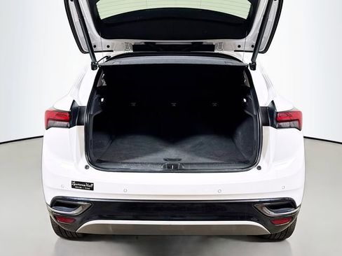 Used 2022 Buick Envision Essence w/ Technology Package I FWD image 25